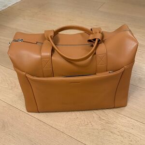 Leather Travel Tote Bag in Tan
